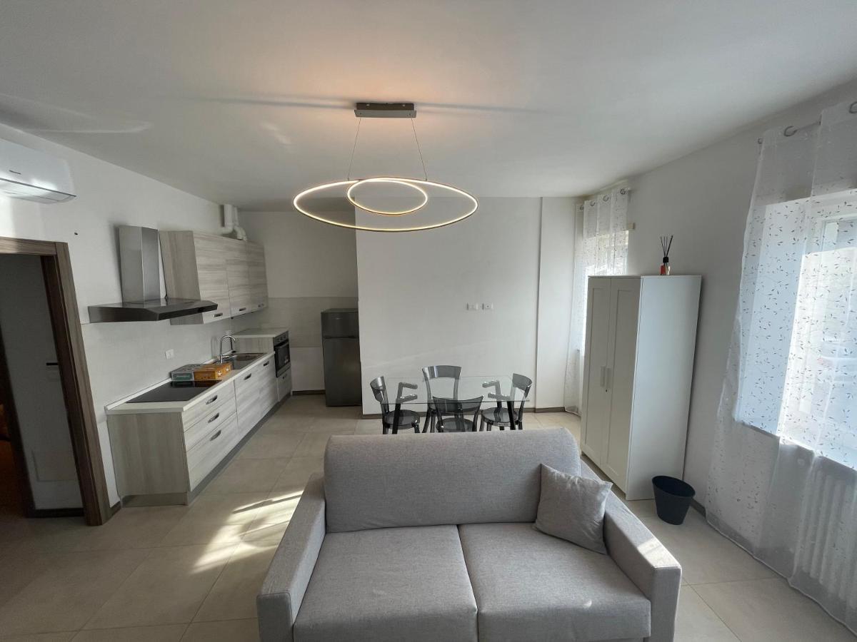 Lugaro Guest House Турин Екстер'єр фото