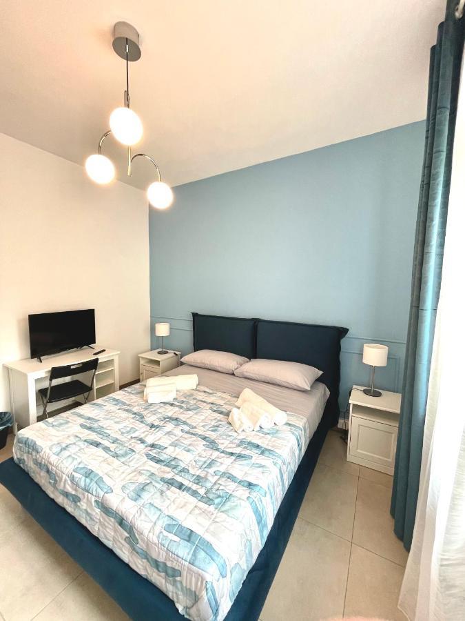 Lugaro Guest House Турин Екстер'єр фото