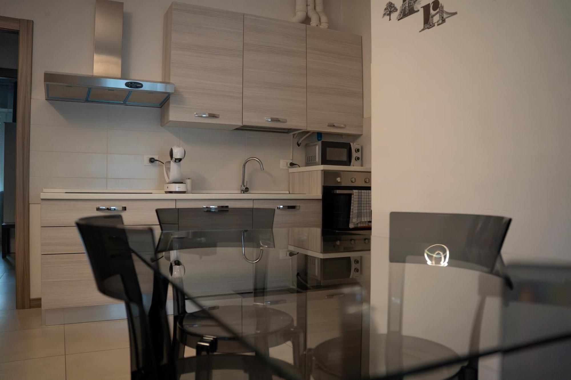 Lugaro Guest House Турин Екстер'єр фото