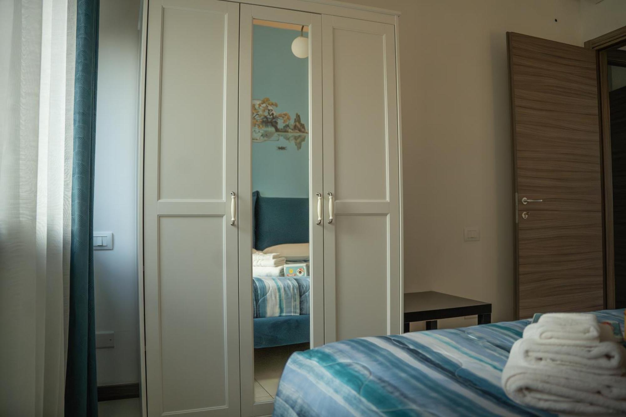 Lugaro Guest House Турин Екстер'єр фото