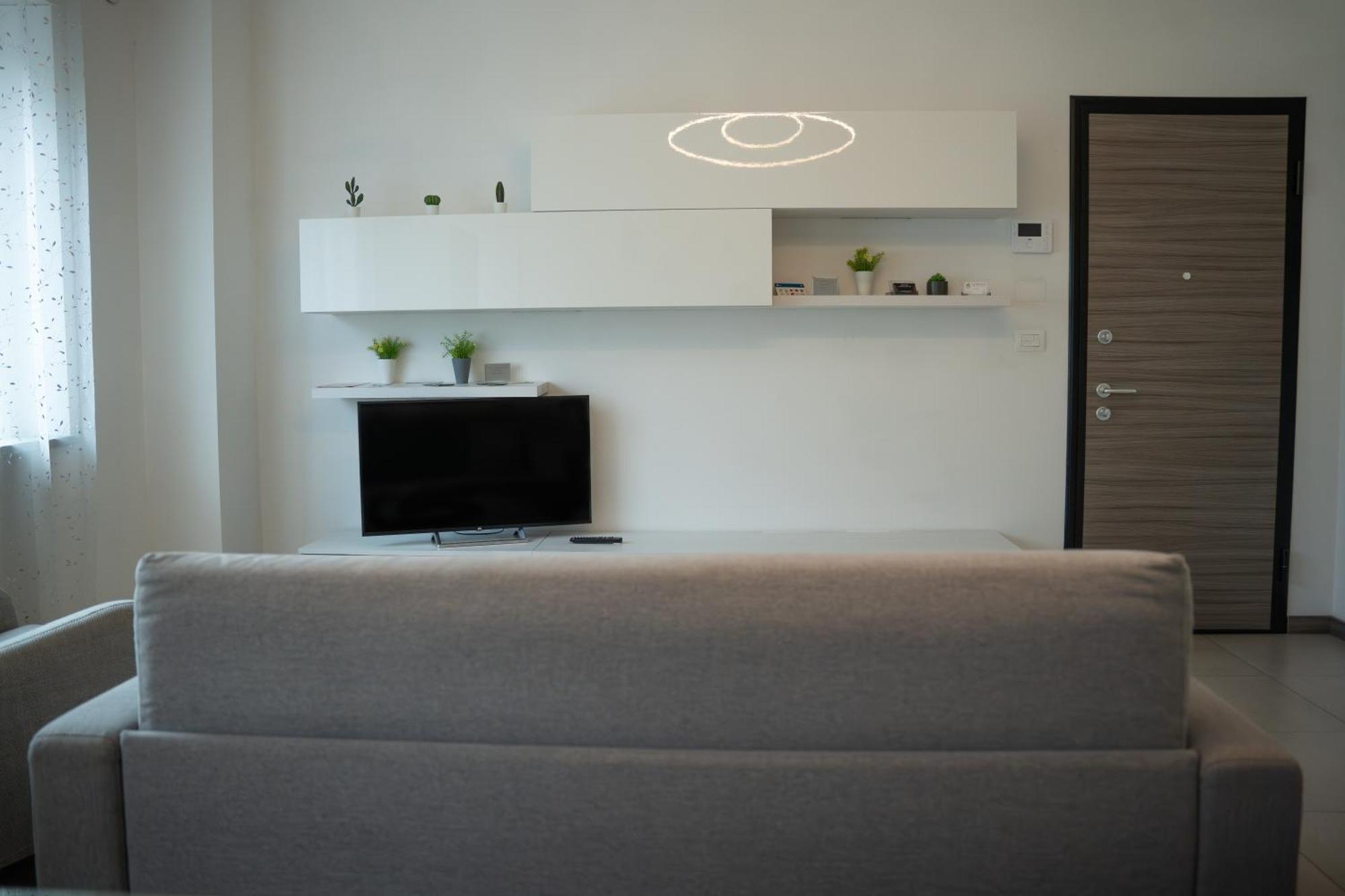 Lugaro Guest House Турин Екстер'єр фото